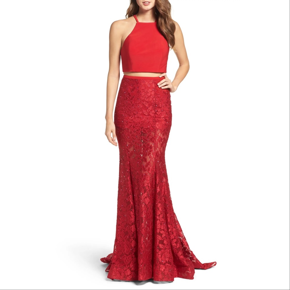 NWOT La Femme High Square Neck Jersey & Lace Two-Piece Gown, Size 2